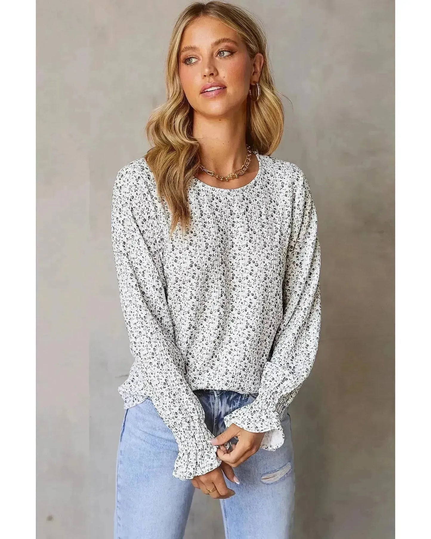 Azura Exchange Floral Printed Crinkled Ruffled Bubble Sleeve Blouse - M - Scarlett Rolling