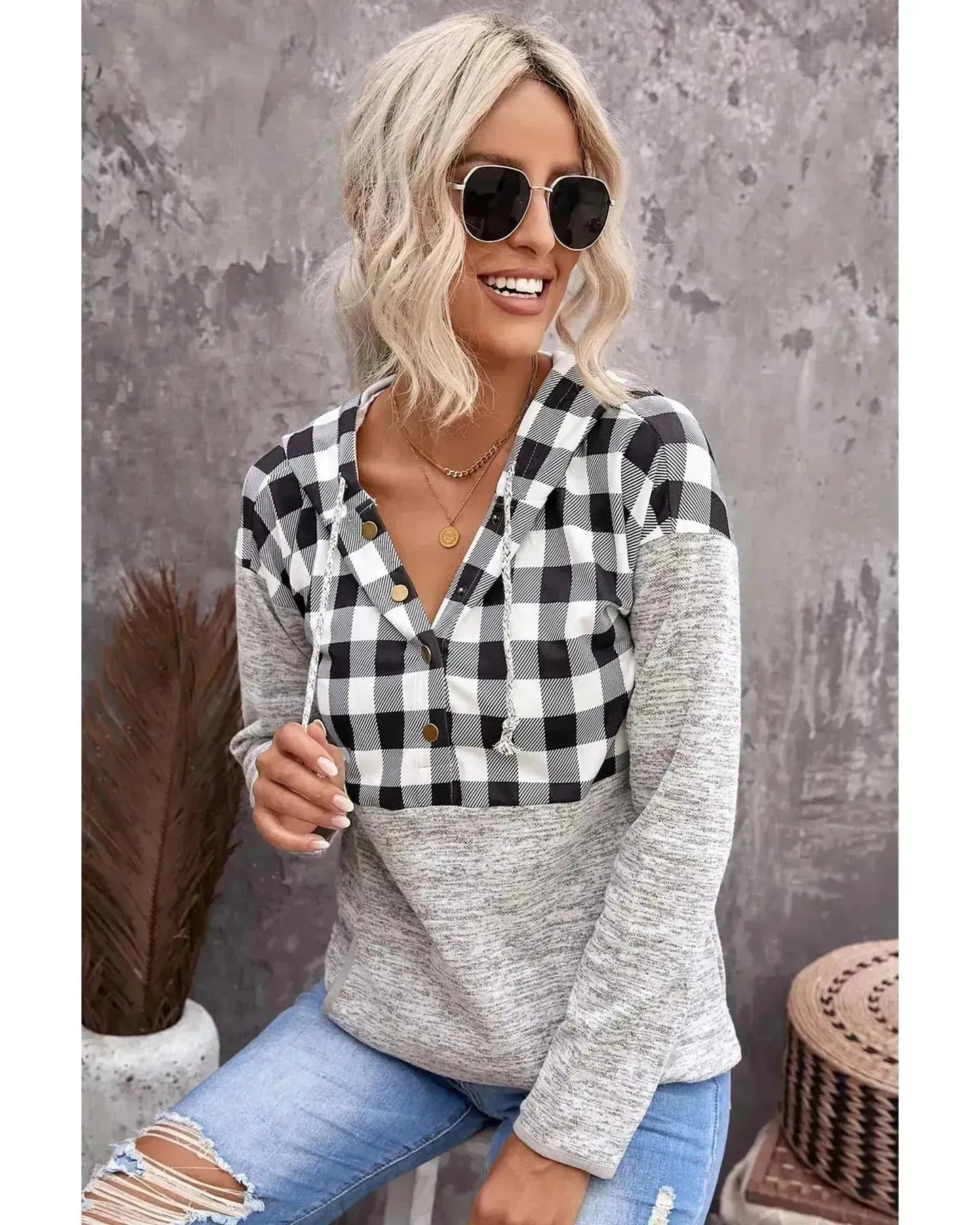 Azura Exchange Plaid Hoodie with Pocket Detailing - S - Scarlett Rolling