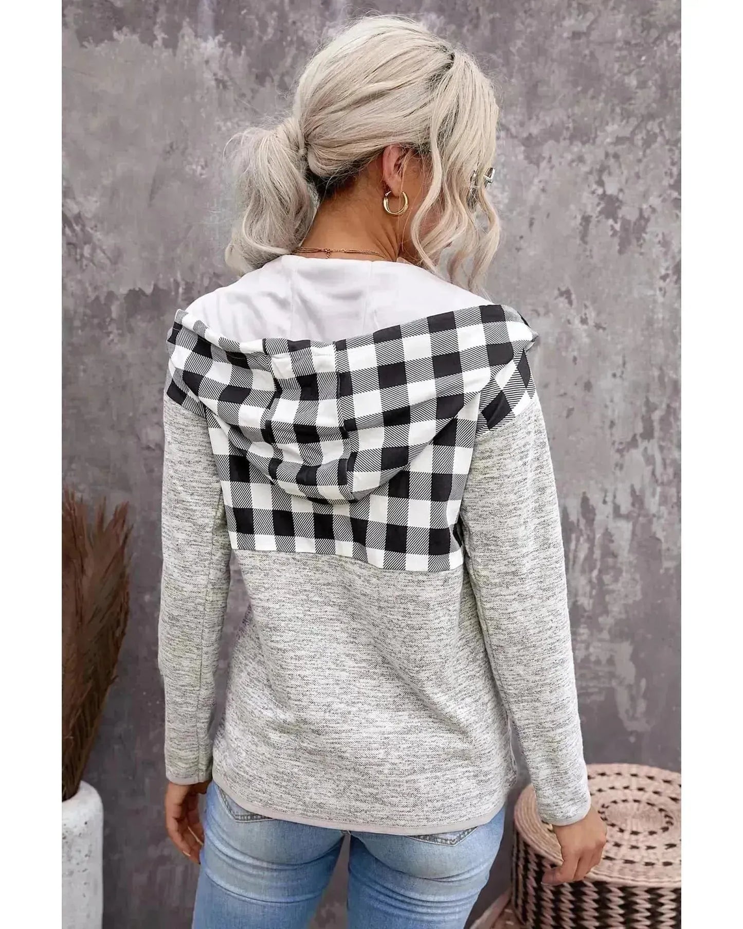 Azura Exchange Plaid Hoodie with Pocket Detailing - S - Scarlett Rolling