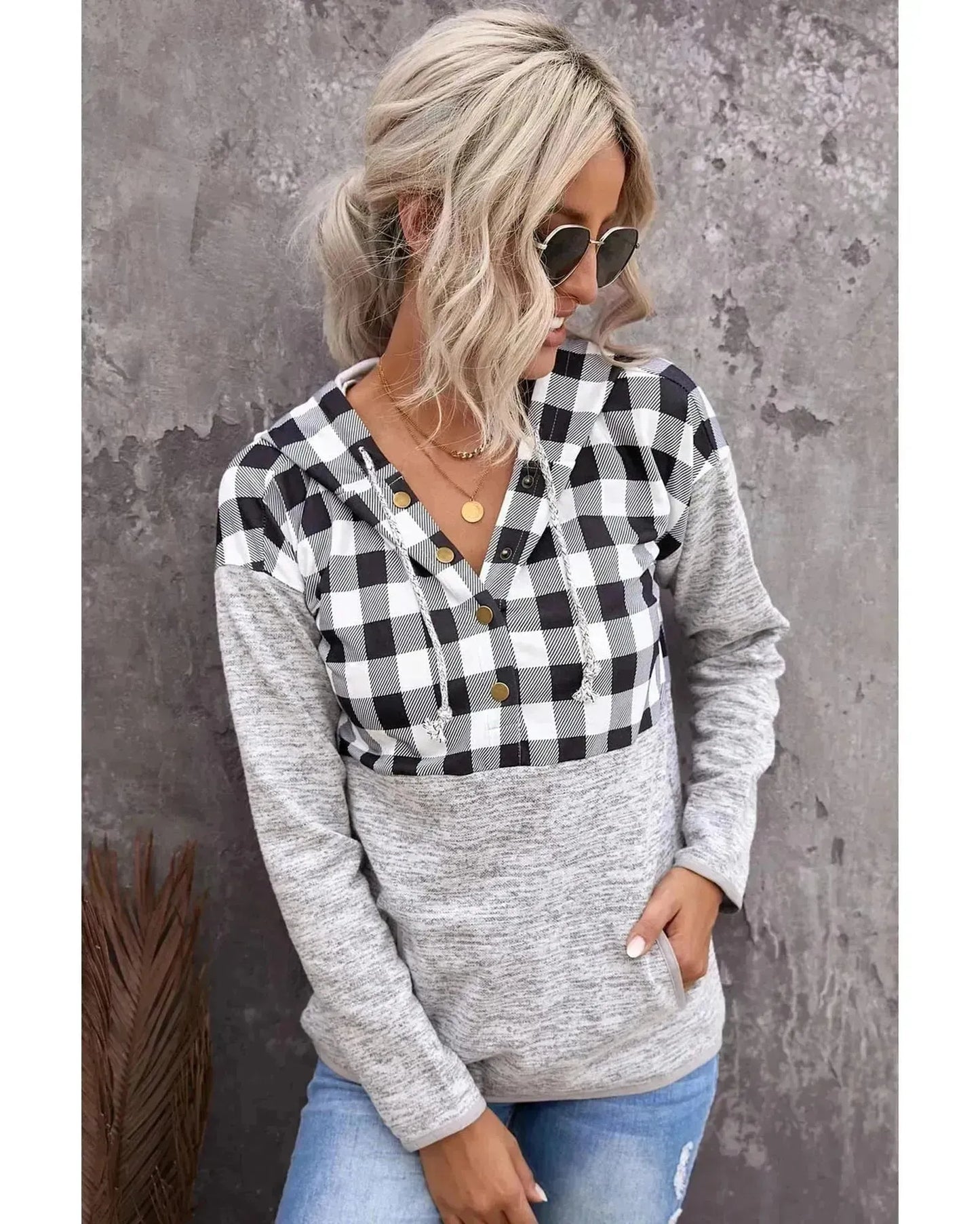 Azura Exchange Plaid Hoodie with Pocket Detailing - S - Scarlett Rolling