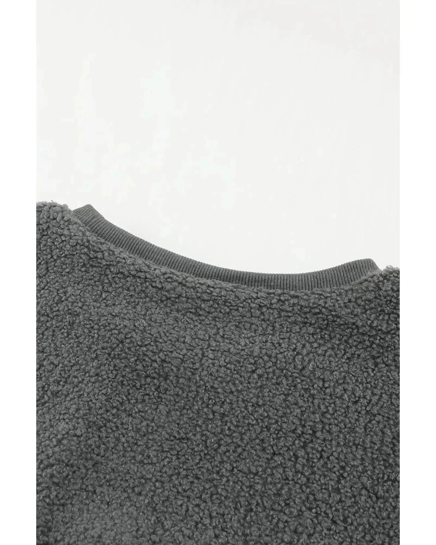 Azura Exchange Colorblock Plush Sweatshirt - M - Scarlett Rolling