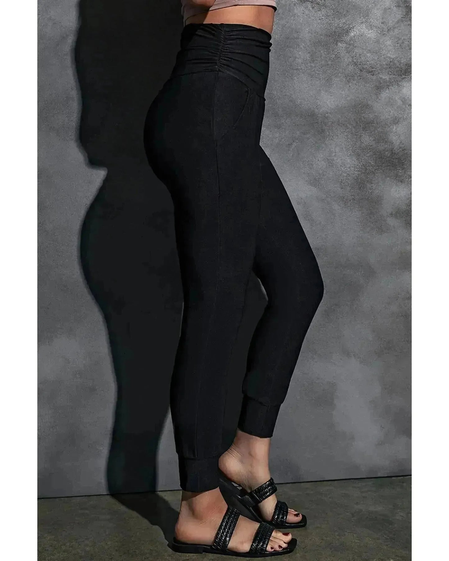 Azura Exchange Pleated Pocket Leggings - S - Scarlett Rolling