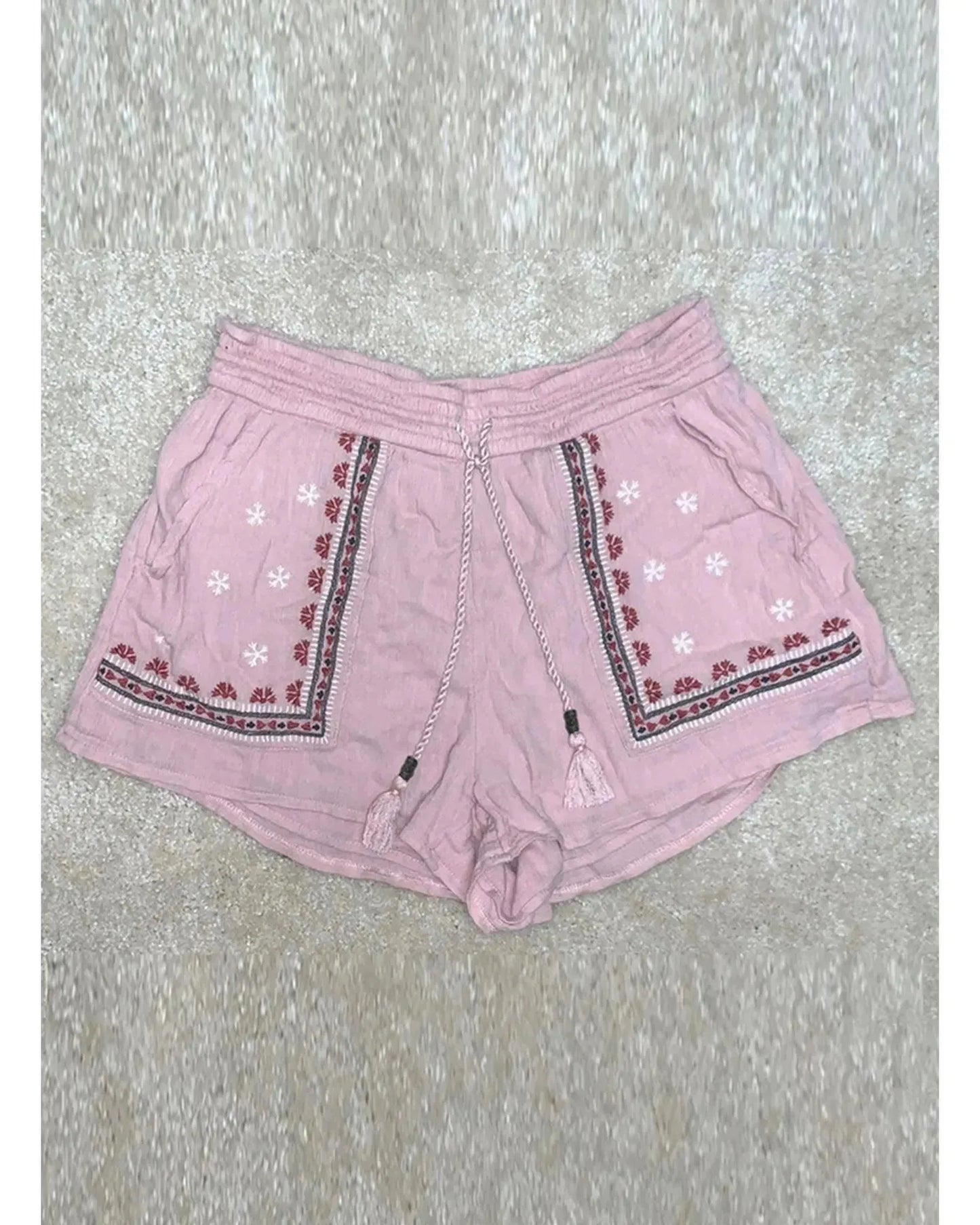 Azura Exchange Embroidered Floral Tasseled Shorts - M - ScarlettRolling