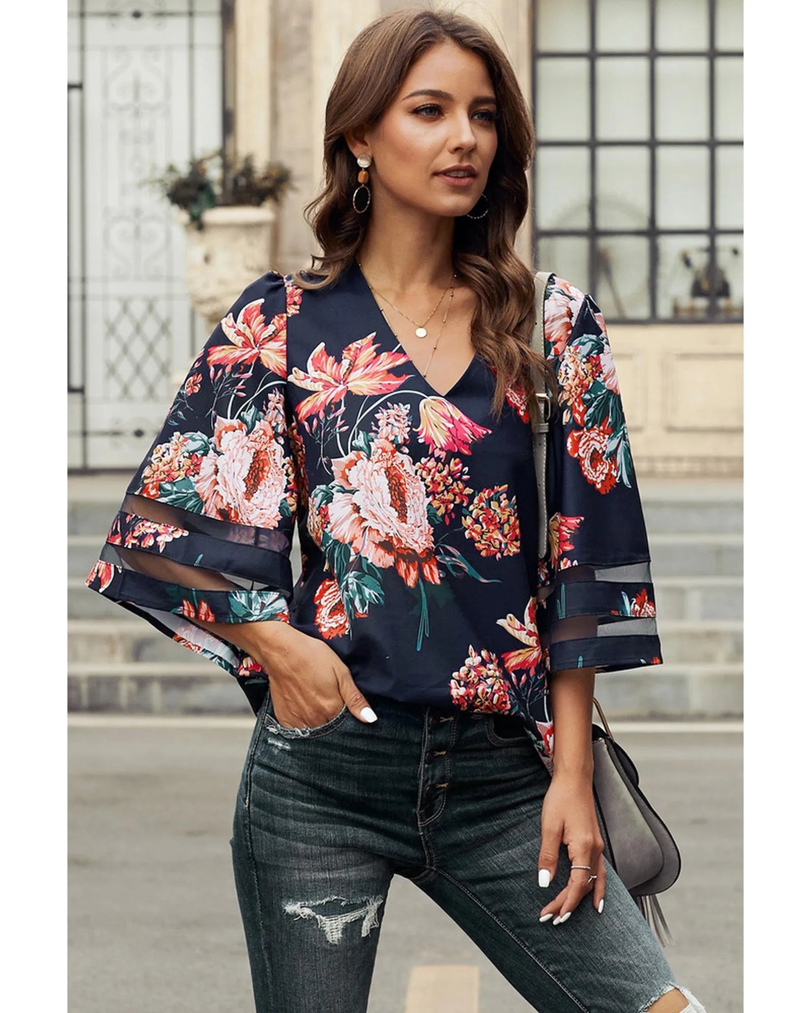 Azura Exchange Flared Sleeve Floral Blouse - L - Scarlett Rolling