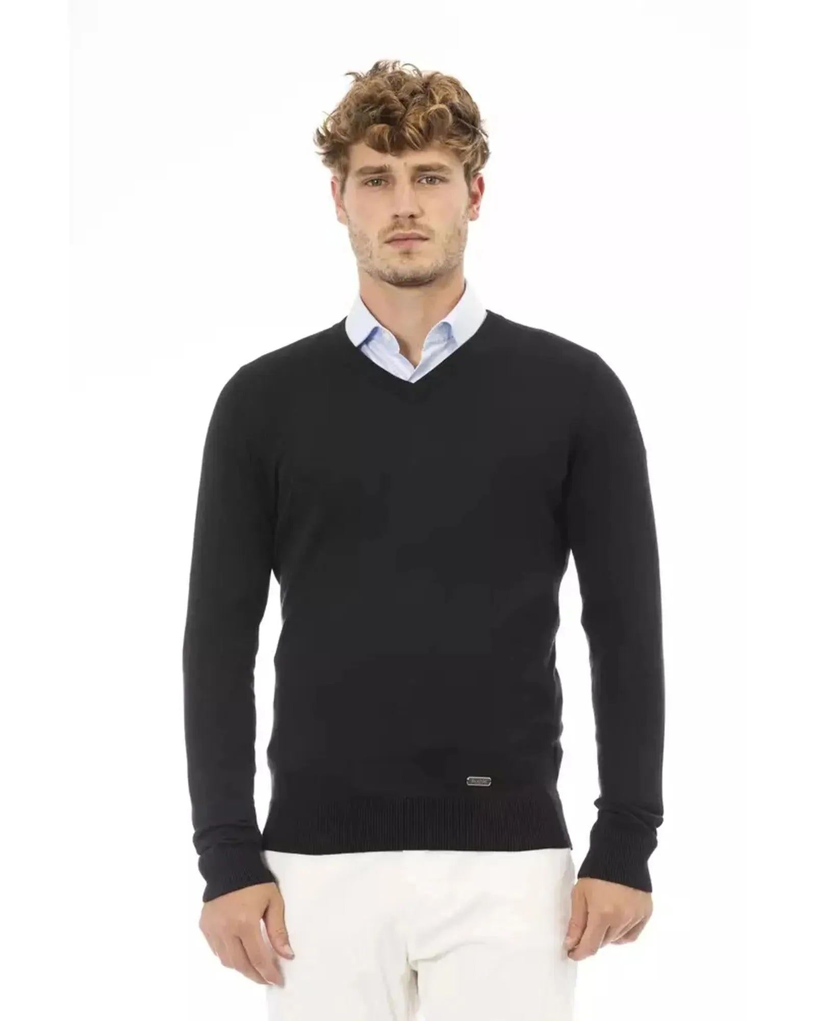 Metal Monogram V-Neck Sweater with Ribbed Details 48 IT Men - Scarlett Rolling