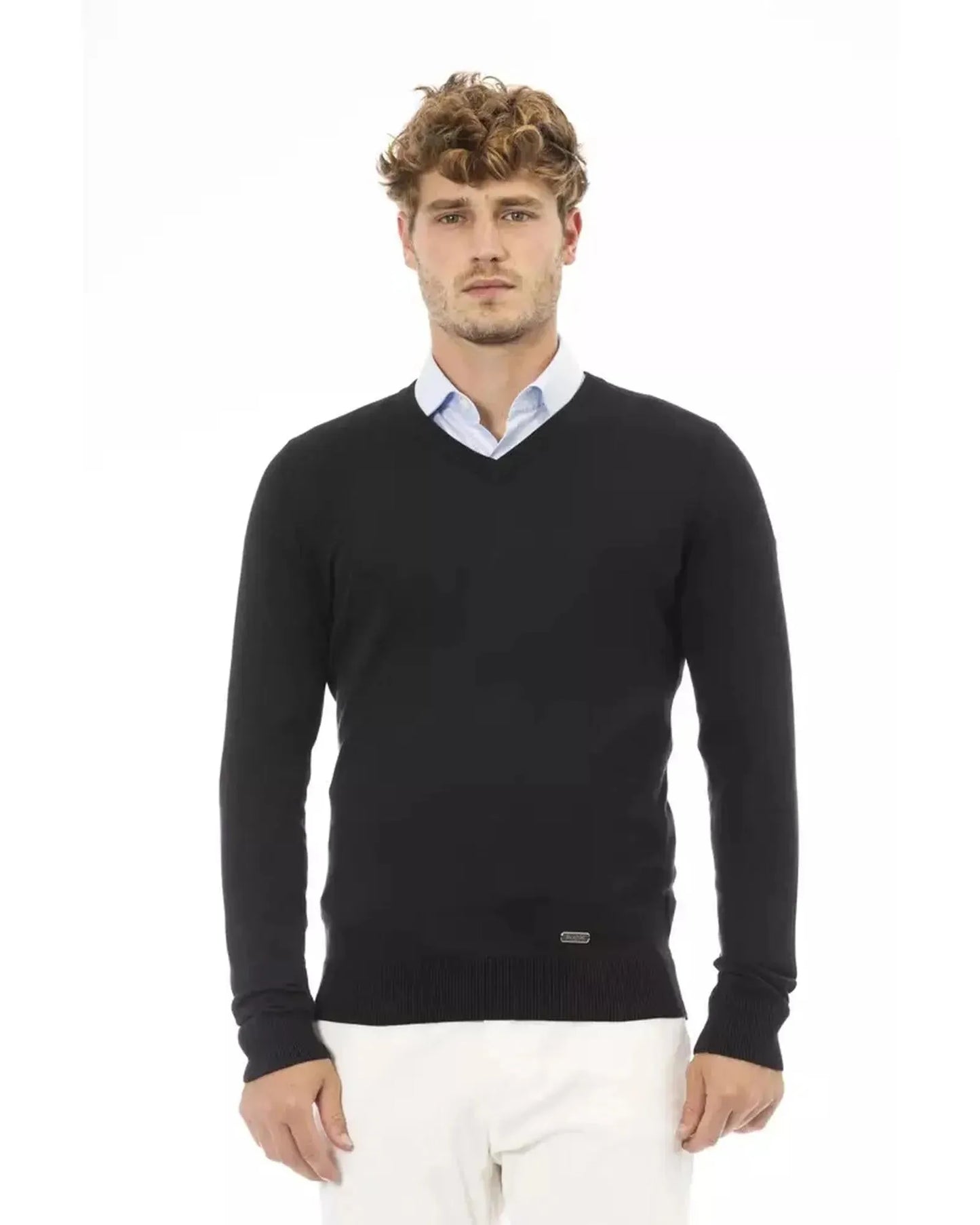 Metal Monogram V-Neck Sweater with Ribbed Details 50 IT Men - Scarlett Rolling