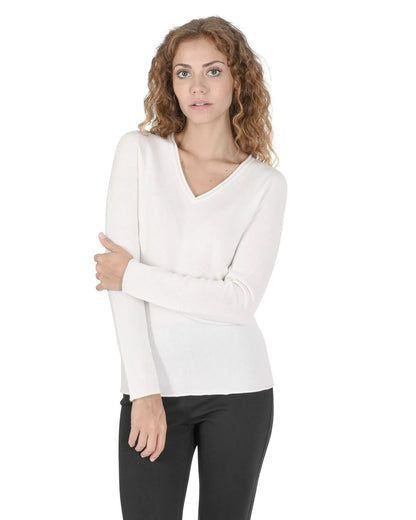 Crown of Edinburgh Cashmere Women's Premium Italian Cashmere V-Neck Sweater in Off white - 40 EU - Scarlett Rolling