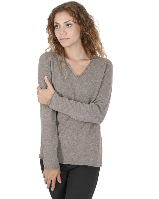 Crown of Edinburgh Cashmere Women's Premium Cashmere V-Neck Sweater in Taupe - 40 EU - Scarlett Rolling